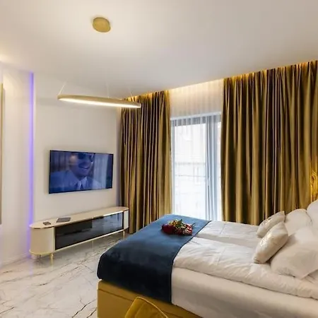 Hanza King 2 And Στσέτσιν