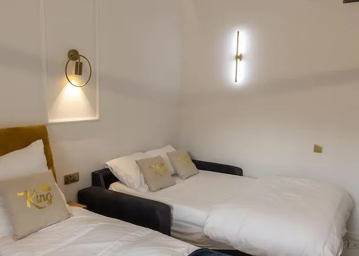 Hanza King 2 And * Στσέτσιν