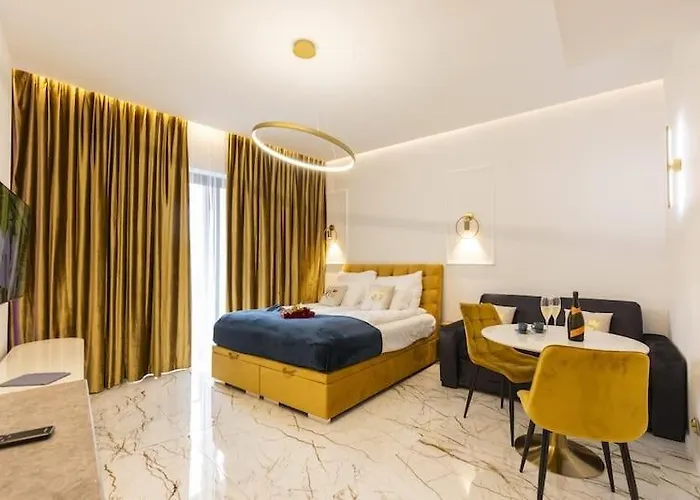 Hanza King 2 And Στσέτσιν